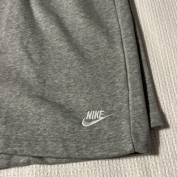 NIKE Women's Sportswear Jersey Shorts gray size 4X plus size standard fit NWT - Picture 2 of 10